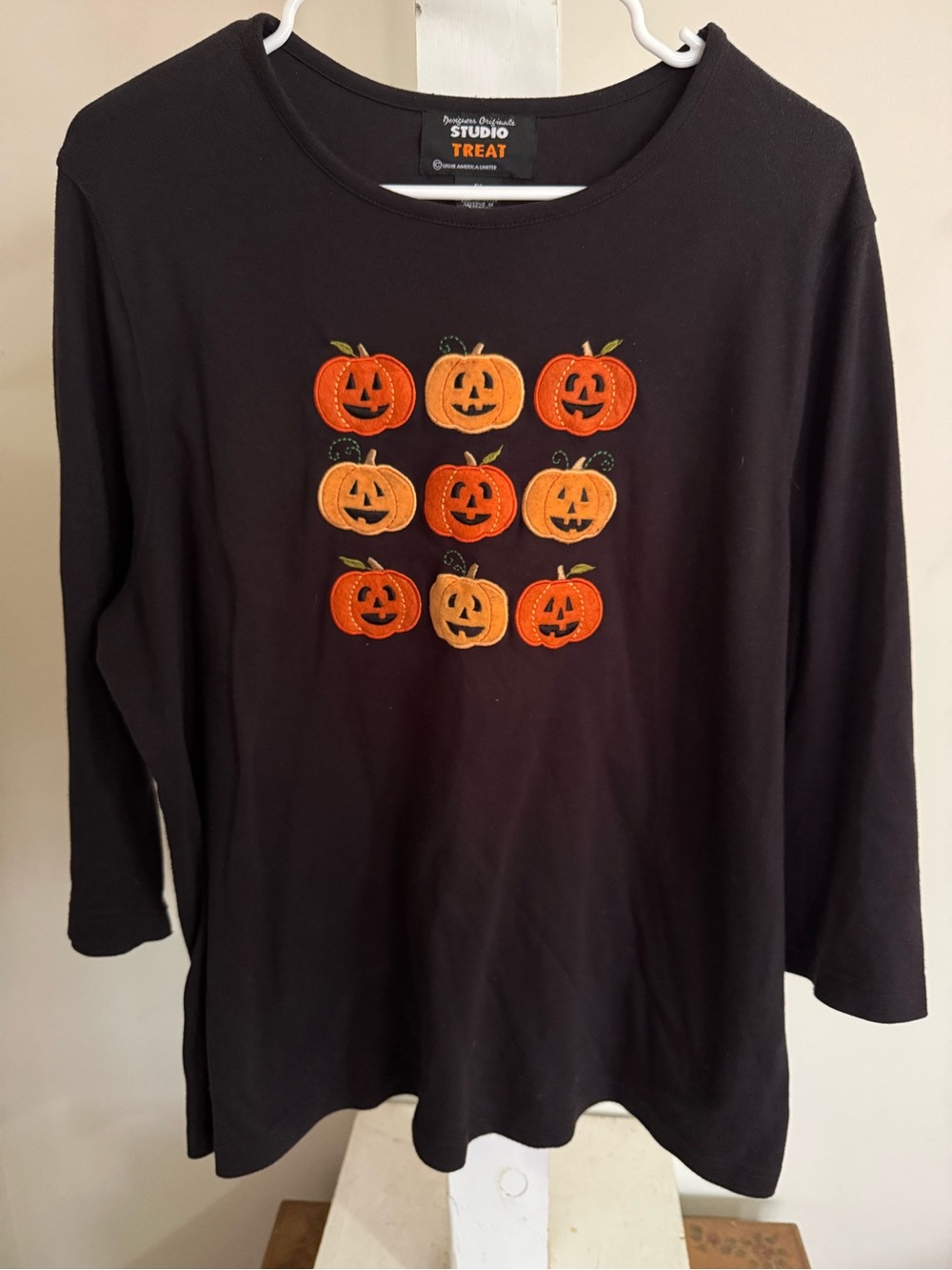 Designer Studios Halloween Shirt - Picture 7 of 9